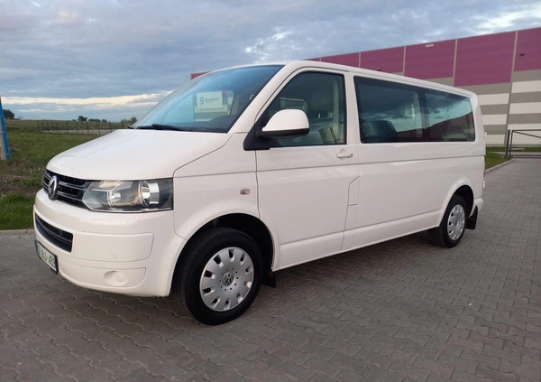 Volkswagen Caravelle cena 118000 przebieg: 104000, rok produkcji 2015 z Krzywiń małe 106